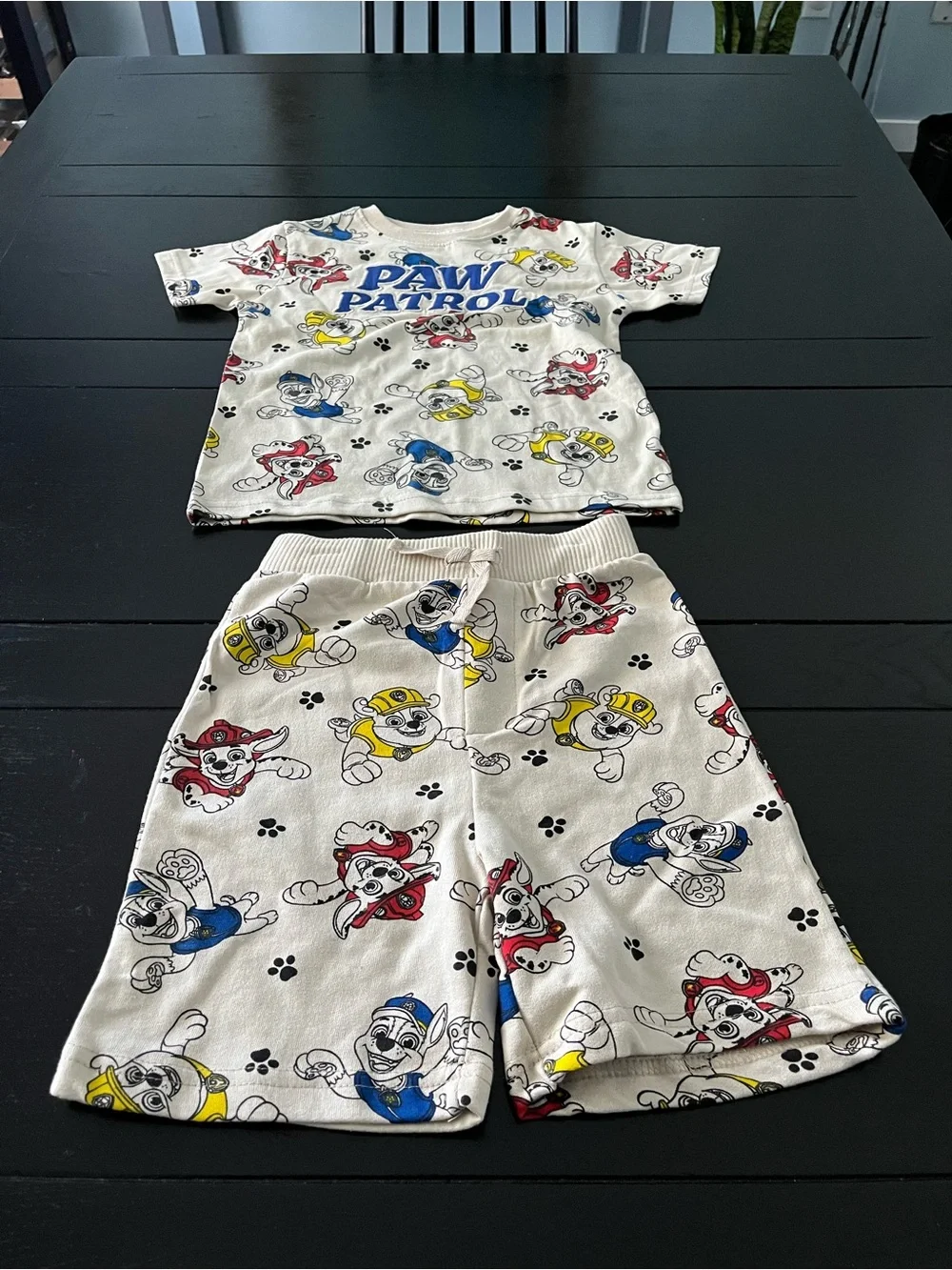 Nickelodeon Paw Patrol Pajama Set - White with Blue, Red & Yellow